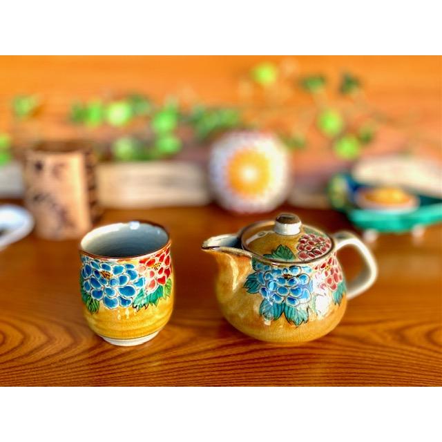 九谷焼 高級 陶磁器 急須2点セット 濃い塗牡丹 裏絵（Kutani Teapot