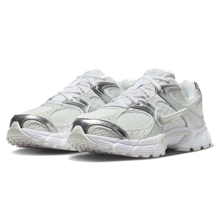 NIKE（ナイキ） V5 RNR HQ7901 メタリックプラチナ レディース