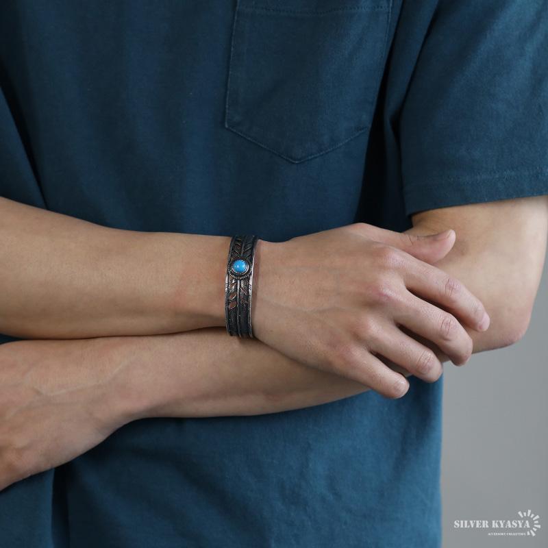 複数買いで最大300円OFFクーポン／ステンレス素材 ターコイズ付き