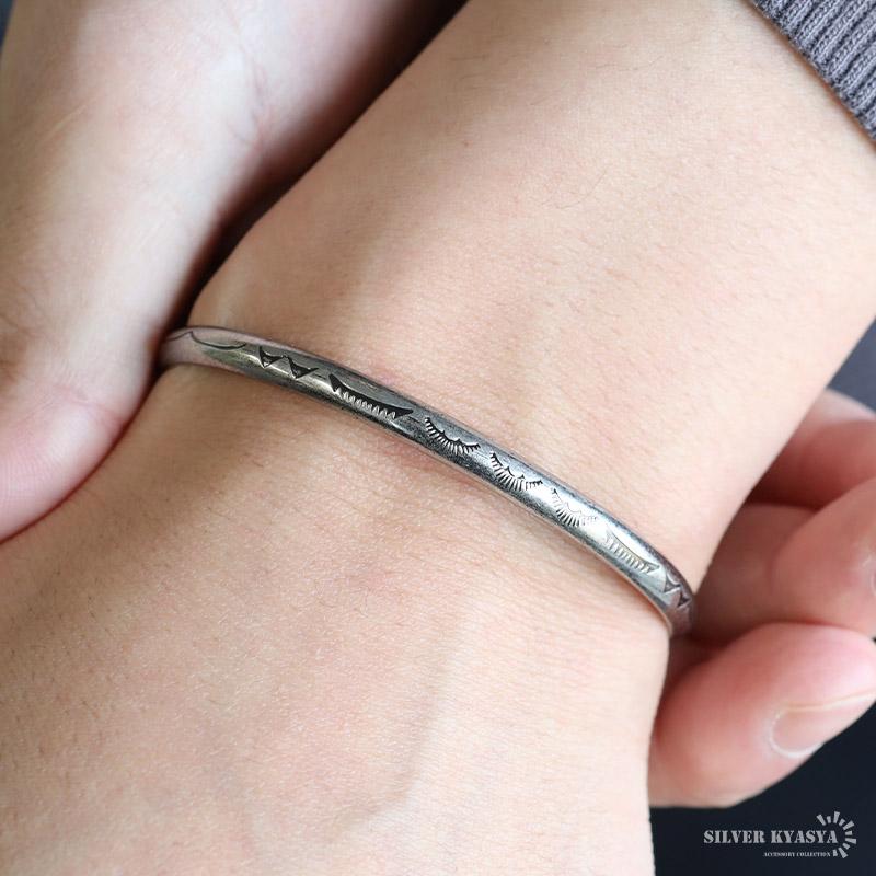 クーポンで10％OFF ステンレス アンティークバングル インディアン