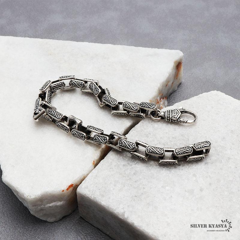 複数買いで最大300円OFFクーポン／シルバー925 唐草ブレスレット