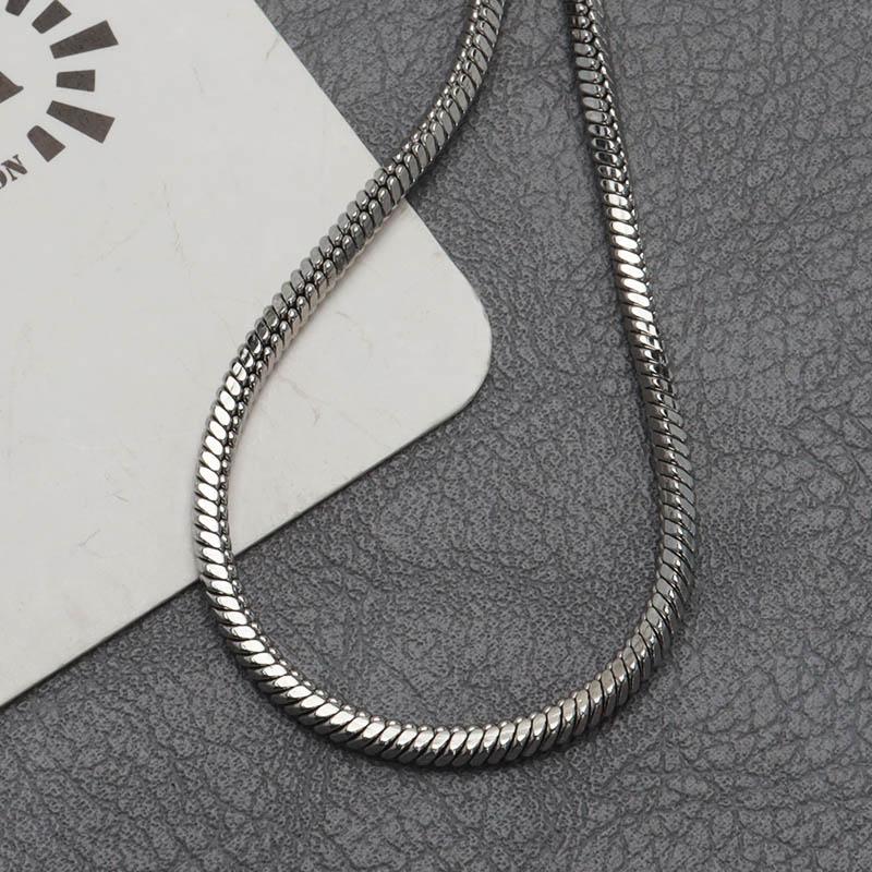 ステンレス スネークチェーンネックレス シルバー 幅1.5mm 45cm 50cm