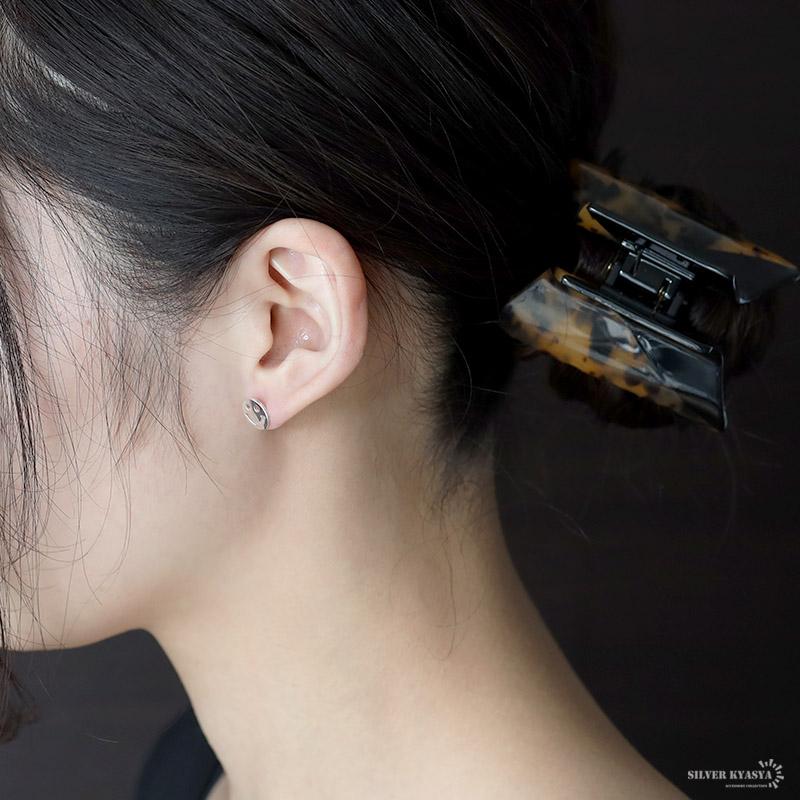 ピアス 金属アレルギー レディース シルバー925 ニコちゃんピアス