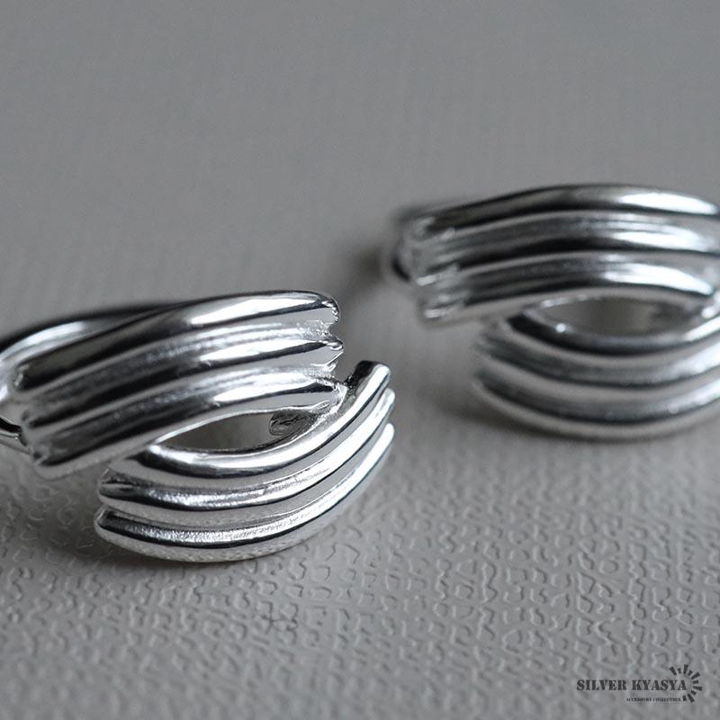 シルバー925 Silver 透かし幾何学デザインフープピアス/軽研磨仕上げ シルバー925 Silver 透かし幾何学デザインフープピアス/軽研磨仕上げ