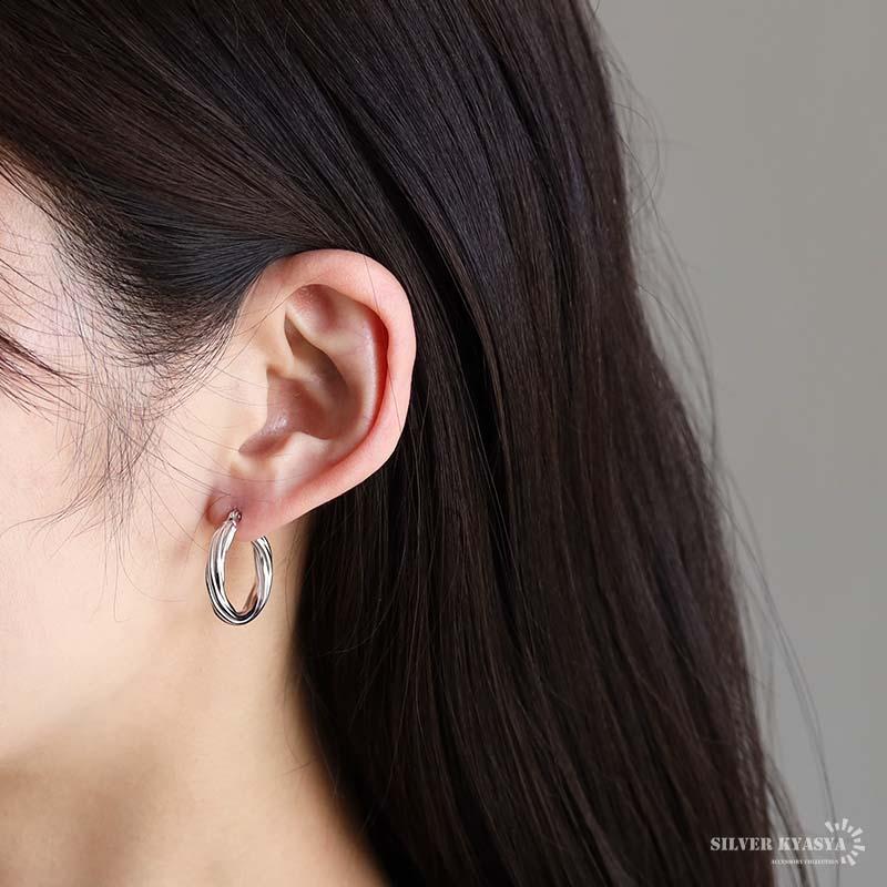 ピアス　シルバー　フープピアス　ツイストピアス　silver925 スパイラル シルバー925 ツイストピアス フープピアス レディース 可愛い