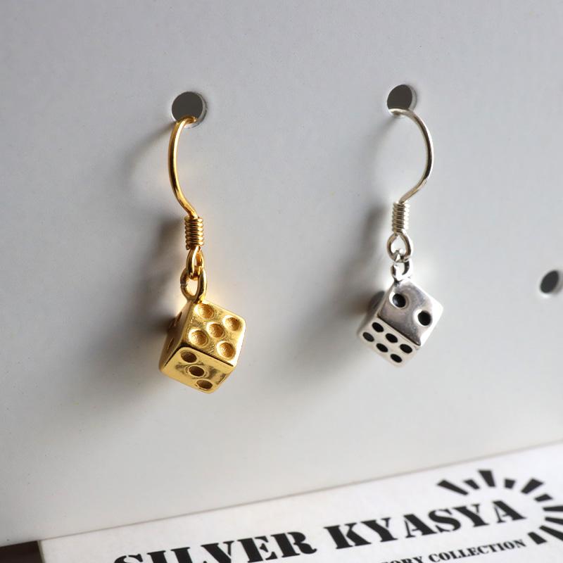 シルバー925 サイコロピアス フックピアス ドロップピアス 揺れる