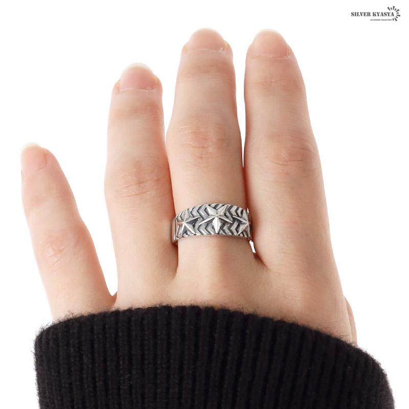 複数買いで最大300円OFFクーポン／シルバー925 リング 星 スター
