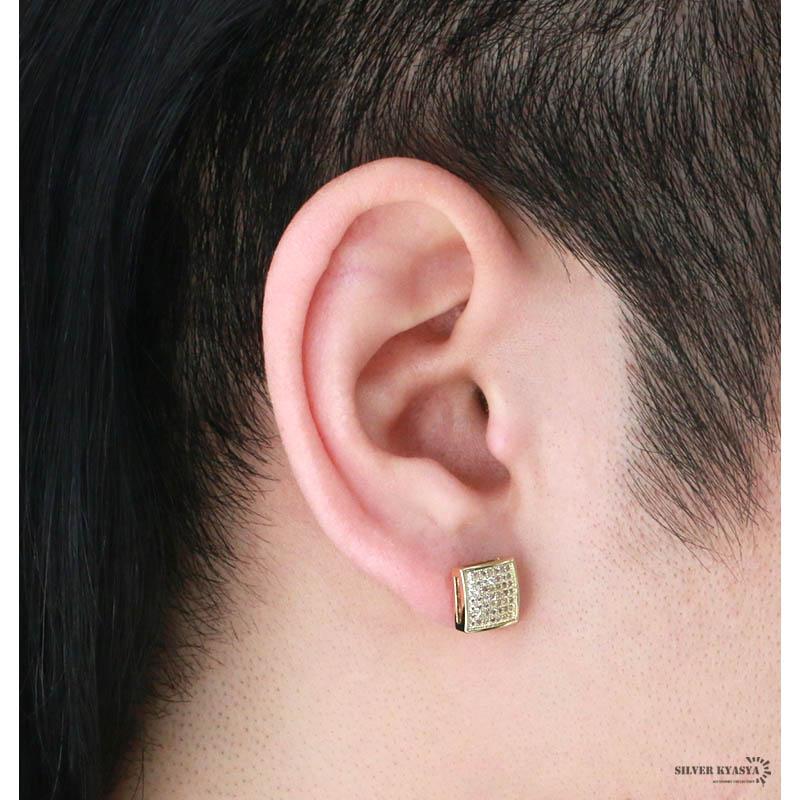複数買いで最大300円OFFクーポン／両耳用 スタッドピアス CZ パヴェ 爪