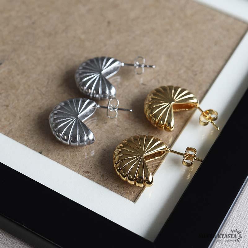 ステンレス 菊紋章ピアス シェルピアス 両耳2点セット ワイド ステンレス 菊紋章ピアス シェルピアス 両耳2点セット ワイド