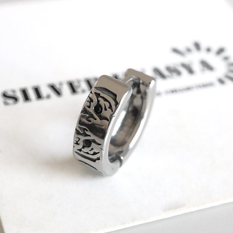 複数買いで最大30％OFFクーポン／ステンレス タイガーピアス 虎ピアス