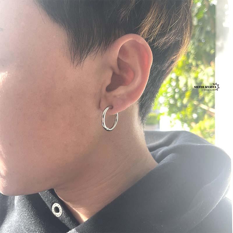 両耳 ステンレス イヤーカフ ゴールド シルバー ブラック シンプル ピアス フープ フェイクピアス メンズ ピアス リング 穴不要 金 銀 簡単装着 Ec049 Silver Kyasya 通販 Yahoo ショッピング