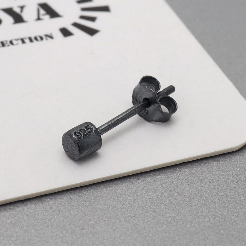 シルバー925 スタッドピアス 円柱 ブラック black シルバー