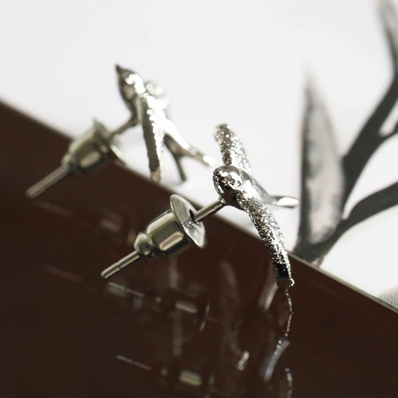 ambush ユニークデザイン シルバーピアス(両耳用) ambush ユニークデザイン シルバーピアス(両耳用) ambush ユニーク