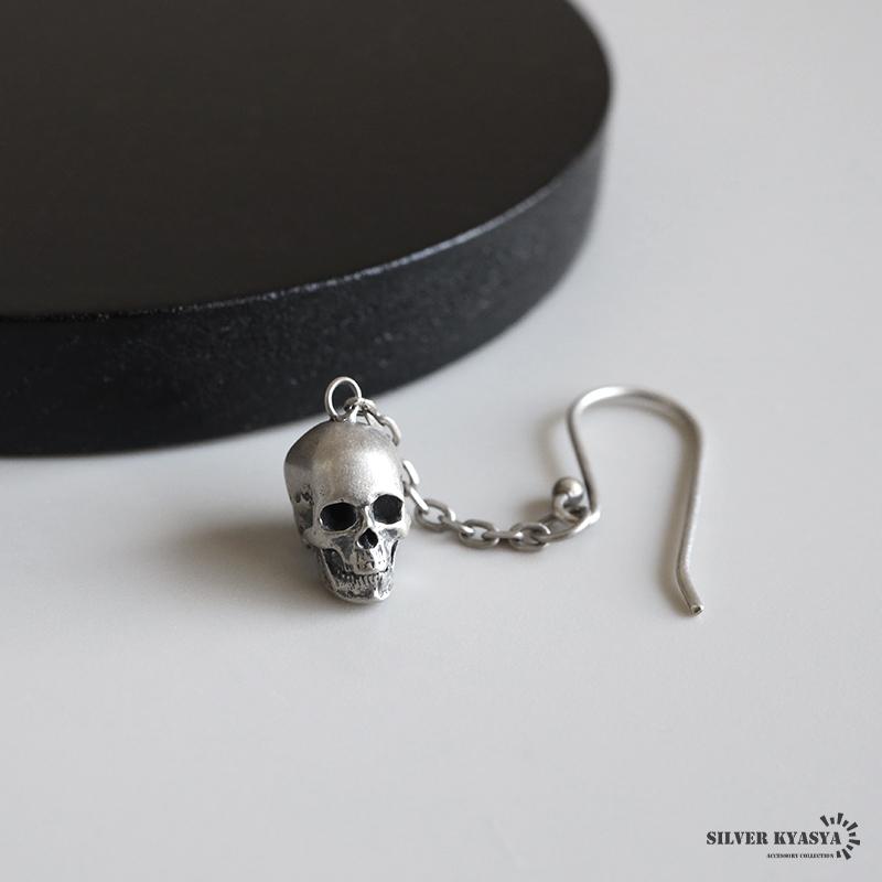 シルバー925 スカルピアス 揺れる ドロップピアス フックピアス パンク