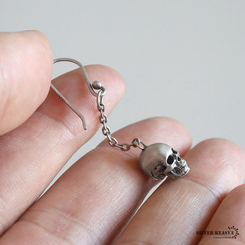 シルバー925 スカルピアス 揺れる ドロップピアス フックピアス パンク