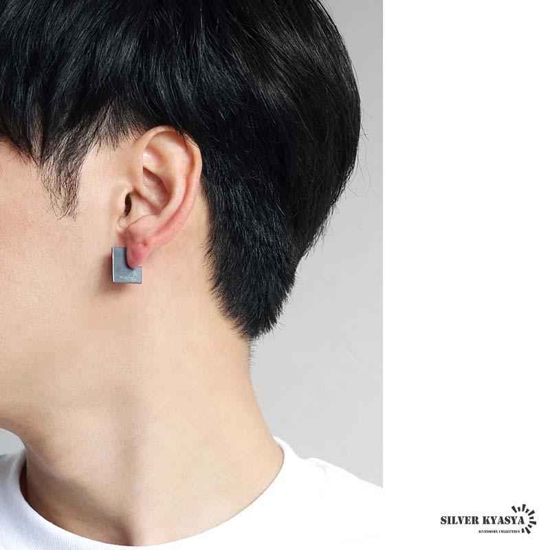 シルバー925 プレートピアス ブラックピアス スクエアピアス スタッド