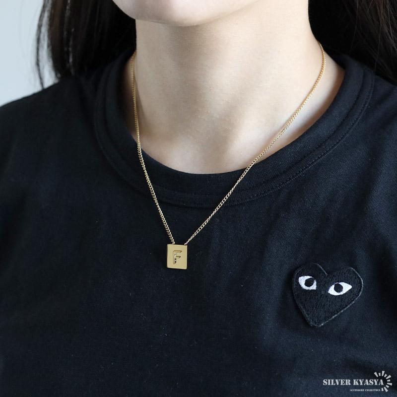 複数買いで最大300円OFFクーポン／イニシャルネックレス