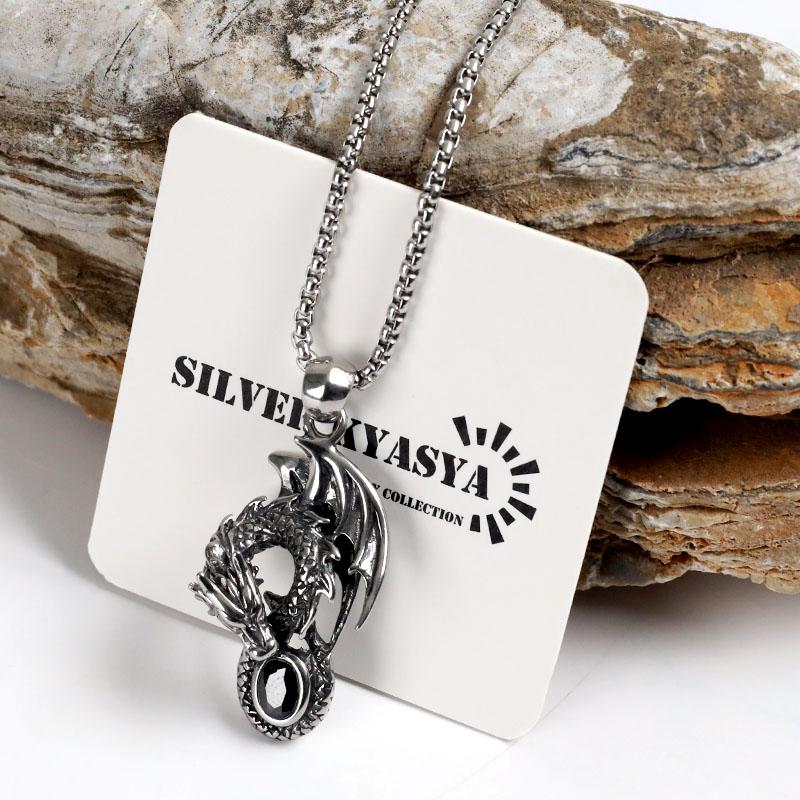 羽根とドラゴンモチーフ ネックレス 6fec9ddacd4981e67101953b532ac0