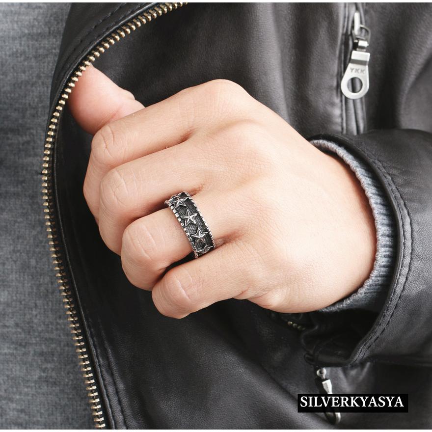 ステンレス素材 スターリング 星 指輪 五角形 五芒星 リング メンズ シルバー 色 ペンタグラム リング R115 Silver Kyasya 通販 Yahoo ショッピング