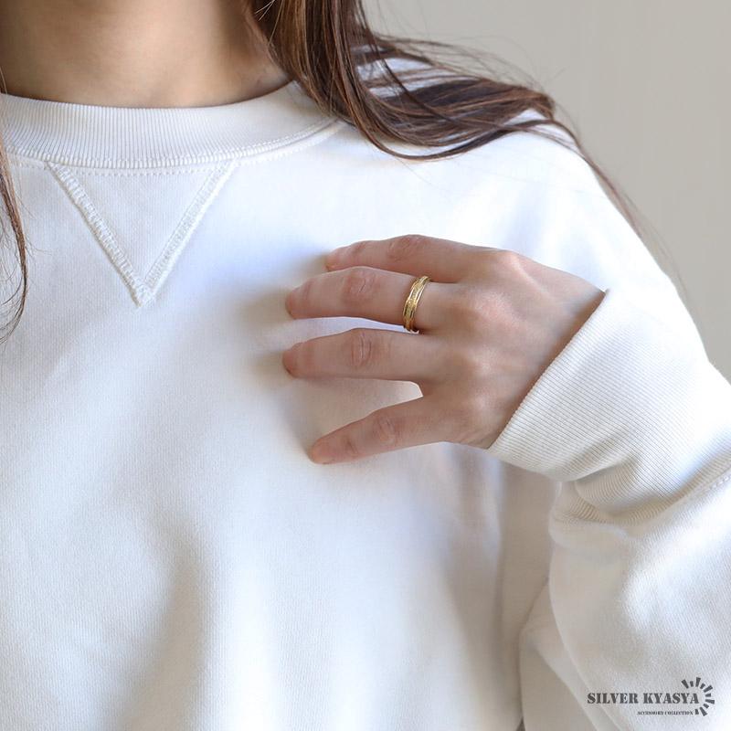 キラキラ輝く 星くずリング 砂目リング グリッターリング ゴールド K18