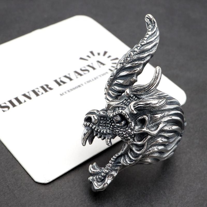 複数買いで最大300円OFFクーポン／シルバー925 ド迫力 ドラゴンリング
