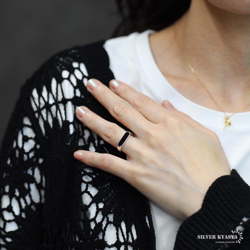 複数買いで最大300円OFFクーポン／シルバー925 印台リング ブラック