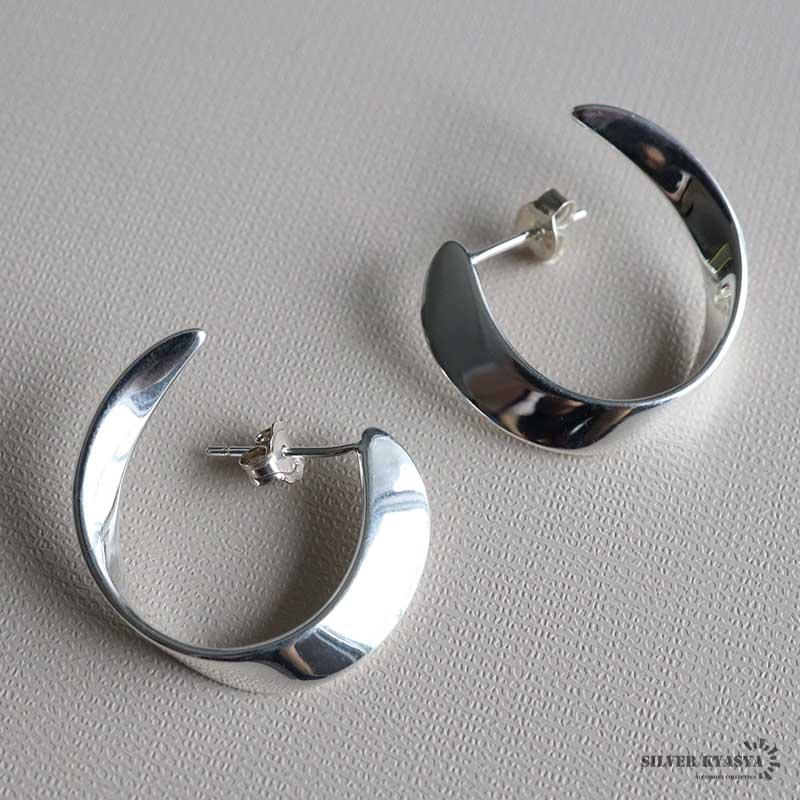 ひねりサークルピアス シルバー925 フープピアス 両耳用 2点セット
