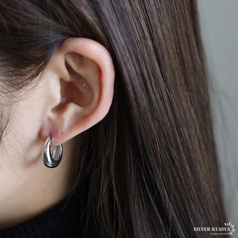 No.1061 シルバーキラキラスティック　ハーフフープ　ロングピアス　大ぶり シルバー) シルバー925 フープピアス ぷっくり 大ぶりピアス ゴールド