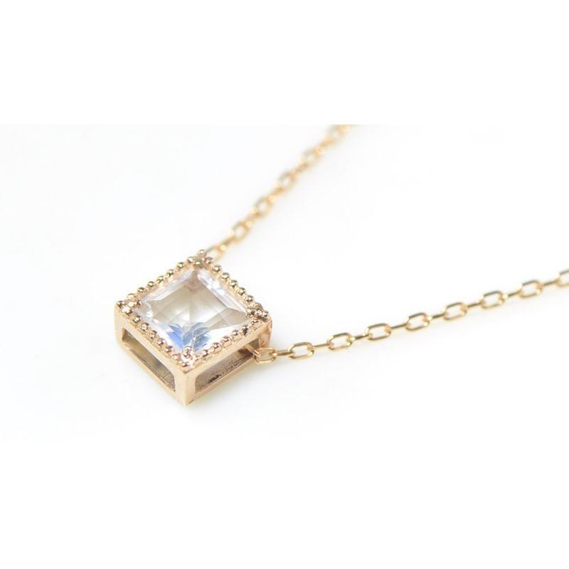 ペンダント ブルームーンストーン カレカット K18イエローゴールド