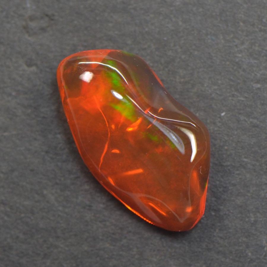 メキシコオパール 赤・緑　3.27ct　S-F029　《即納》