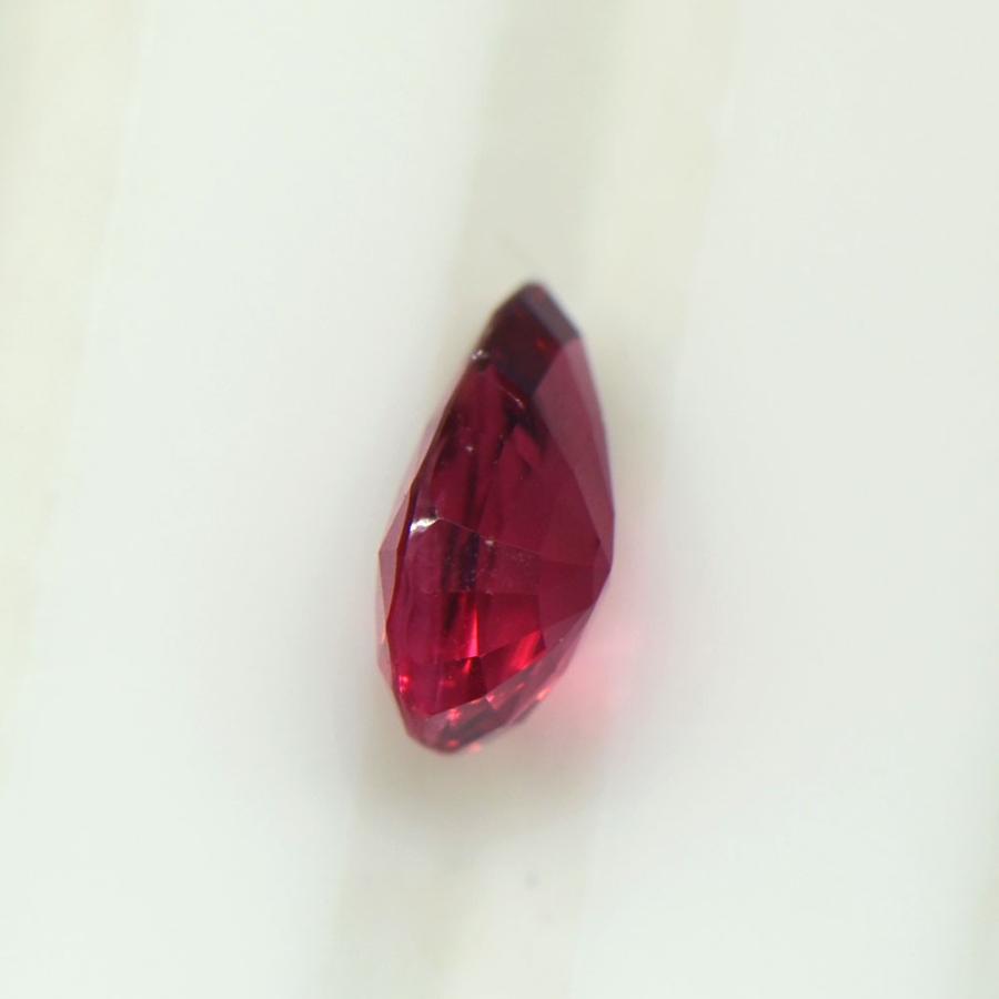 レッドスピネル　1.33ct　AAAAA　 S-F077　《即納》の画像