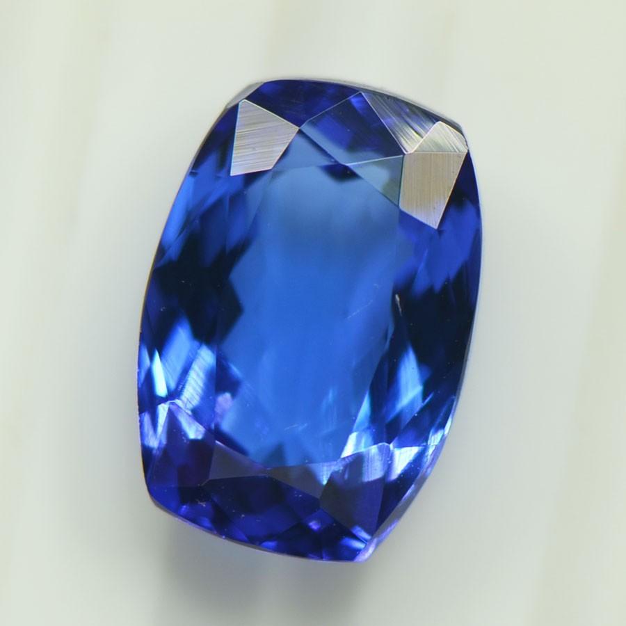 タンザナイト クッションカット 濃色 2.98ct AAAAA S-F086 鑑別