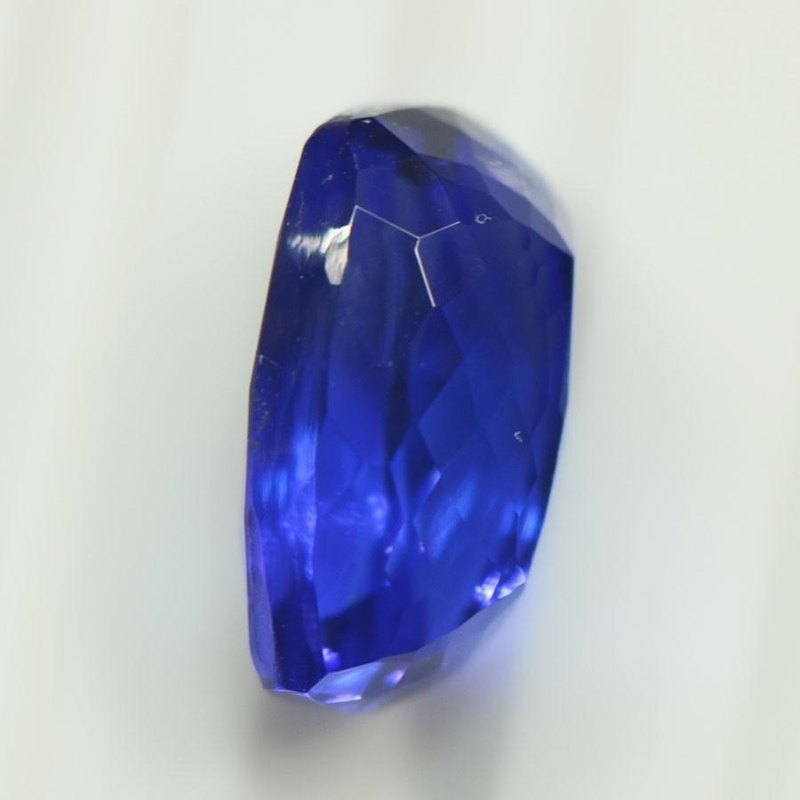 タンザナイト クッションカット 濃色 2.98ct AAAAA S-F086 鑑別証付き