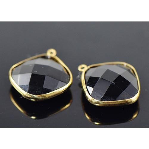 POLA＞750(WG)オニキスピアス