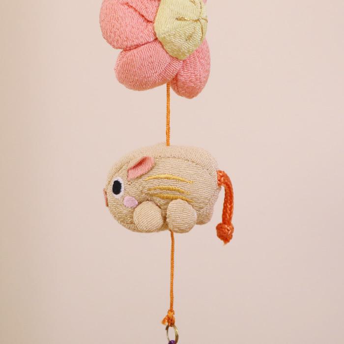 つるし飾り 正絹 動物 9こ 干支 郷土玩具 うさぎ