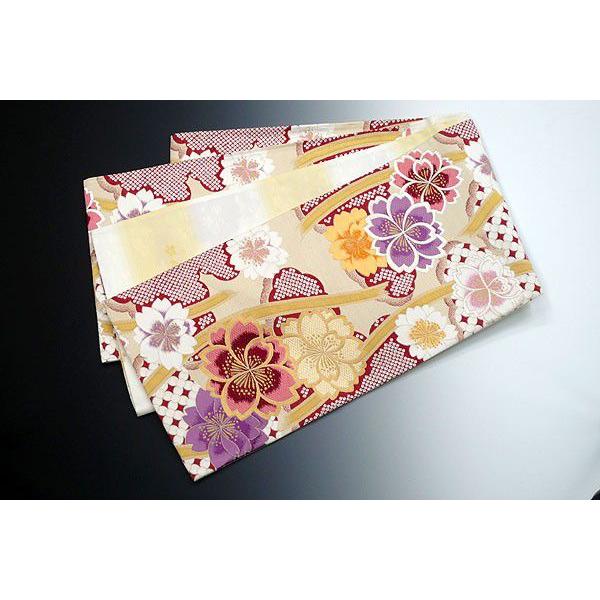 振袖用袋帯　舞桜柄　白地に銀ラメ　逸品 振袖用袋帯 舞桜柄 白地に銀ラメ 逸品