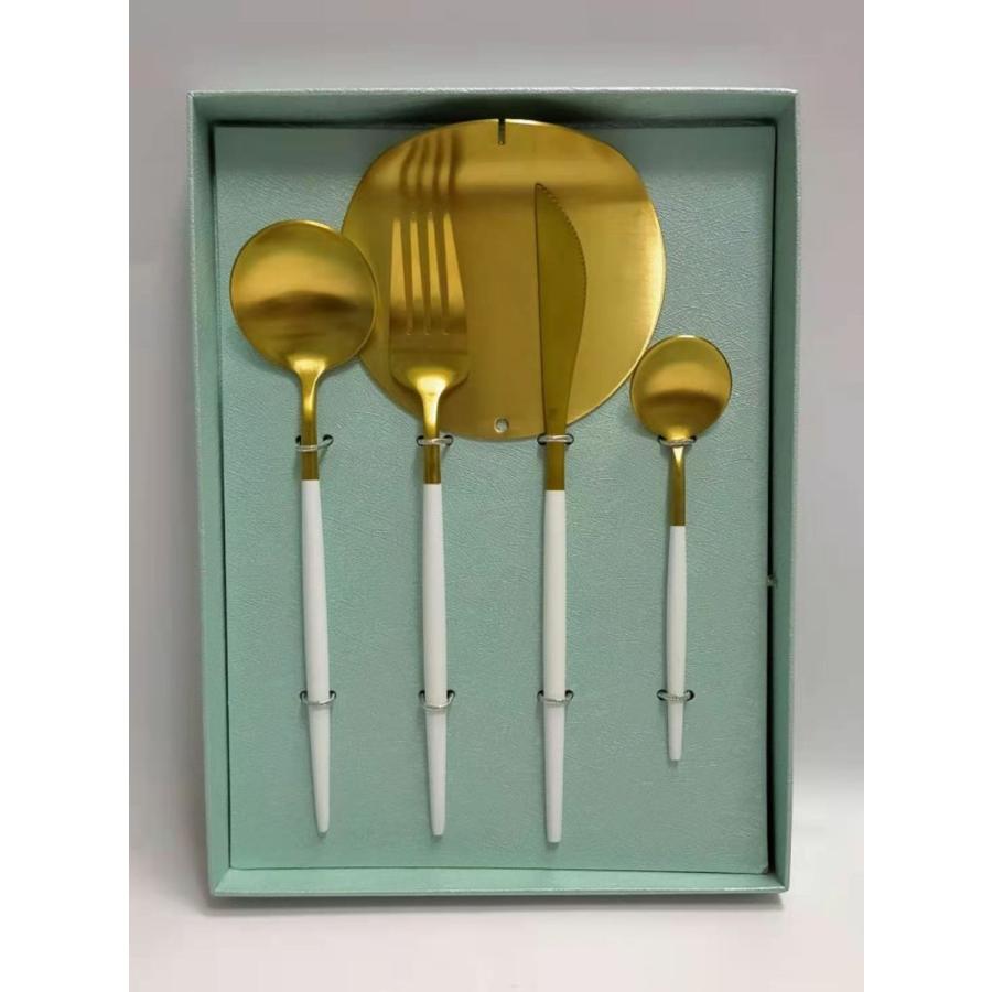 新品未使用 BEAMS ユニフレーム シェラカップ スプーン&フォーク セット 新品未使用 BEAMS ユニフレーム シェラカップ スプーン&フォーク