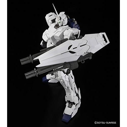 【2026年1月8日以降の発送予定】 Bandai Hobby PG RX-0 Unicorn Gundam Model Kit (1/60 Scale) (BAN194365) 【HO1114996355】(39700円)