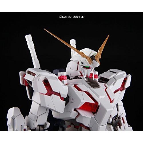【2026年1月8日以降の発送予定】 Bandai Hobby PG RX-0 Unicorn Gundam Model Kit (1/60 Scale) (BAN194365) 【HO1114996355】(39700円)