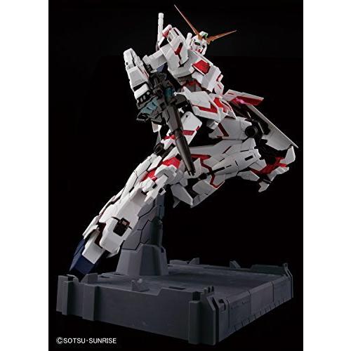 【2026年1月8日以降の発送予定】 Bandai Hobby PG RX-0 Unicorn Gundam Model Kit (1/60 Scale) (BAN194365) 【HO1114996355】(39700円)