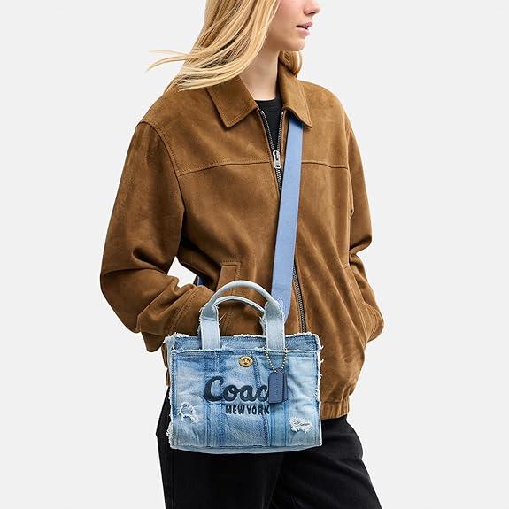 並行輸入品】COACH カーゴトート 26インチ アップサイクルデニム