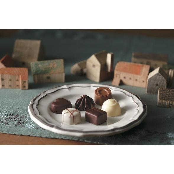 フランス屋製菓 ビューティフルセピア 30個入り チョコレート詰め合わせ ギフト F0105003 京洋菓子マルシェ 通販 Yahoo ショッピング