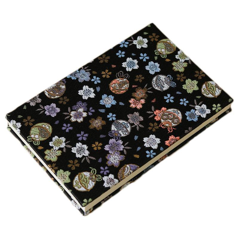 御朱印帳 大判 小毬小桜（黒） 西陣の金襴 納経帳 御首題帳 かわいい