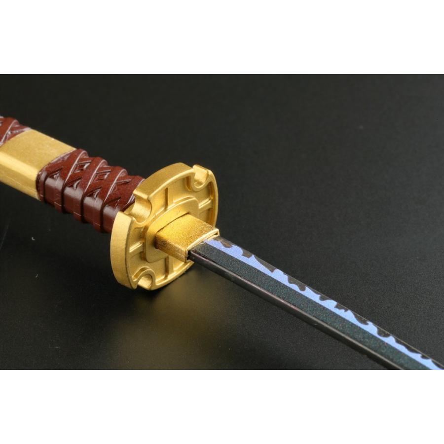 ワンピースペーパーナイフ 三代鬼徹モデル 横掛け台付き ロロノア ゾロの刀である 鬼徹 を模したペーパーナイフ ニッケン刃物製 Op 40zk 京都e Jiro商店 通販 Yahoo ショッピング