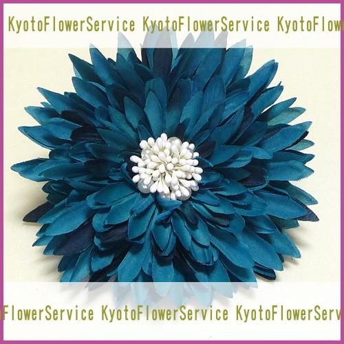 髪飾り 成人式髪飾り 振袖 成人式 和装 着物 花 髪飾り  大きな一輪ヘアアクセ　ガーベラ | 