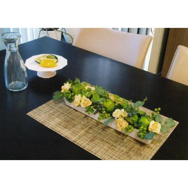 アップル　ローズのフレッシュアレンジメント