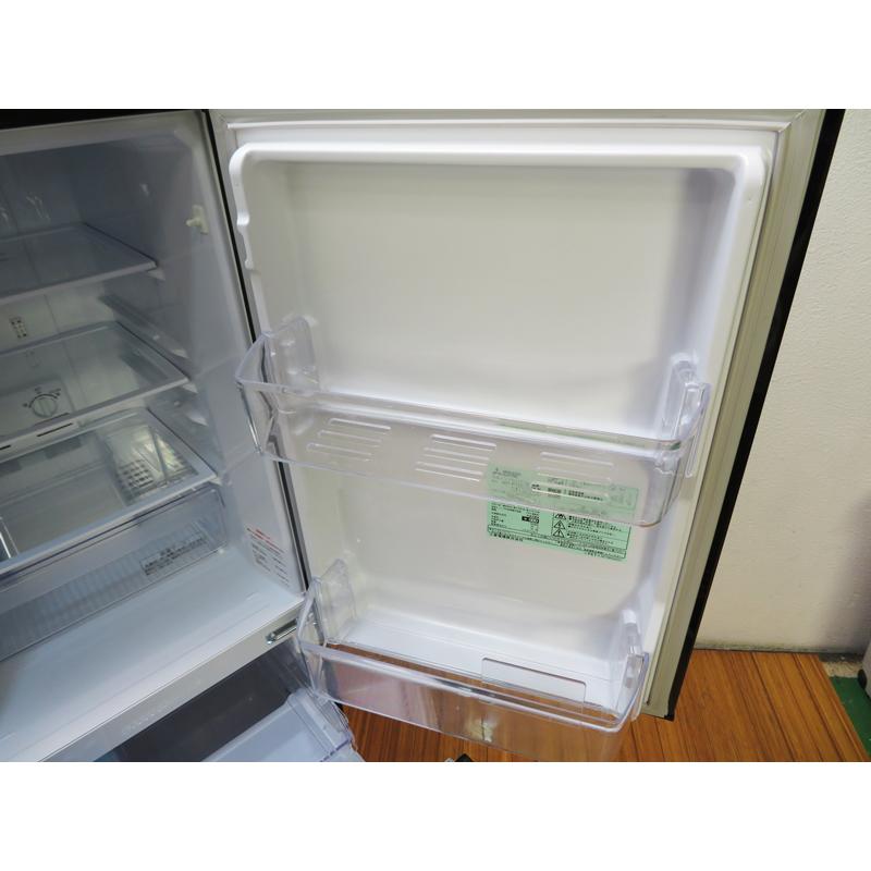 中古 一人暮らし用 146L ファン式 2ドア冷蔵庫 右開き 2018年製 MITSUBISHI キーワードブラック 霜取り不要 MR-P15EE  小型 新生活 省エネ 除菌清掃済 (DL07)