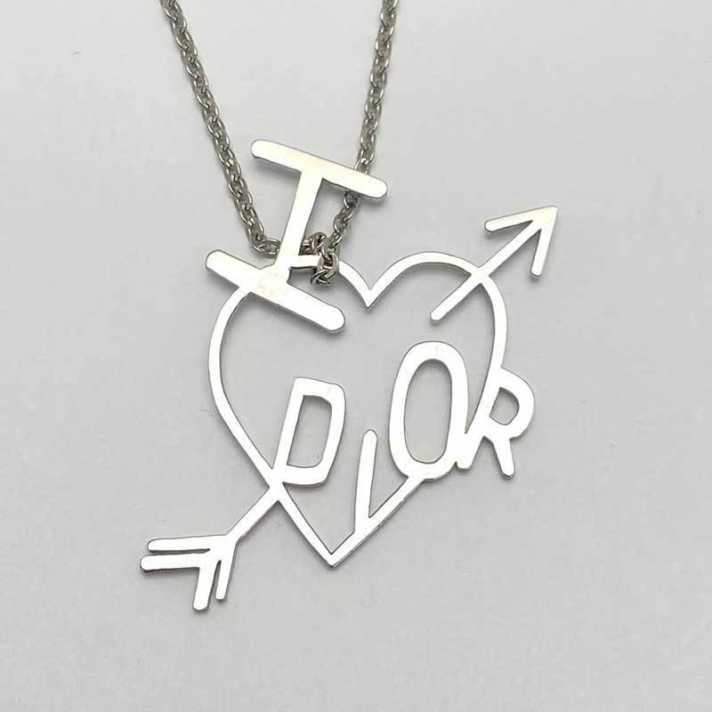Christian Dior クリスチャン ディオール ネックレス ハート 矢 シルバー メタル ペンダント 中古 京都よろず屋 Yahoo 店 通販 Yahoo ショッピング