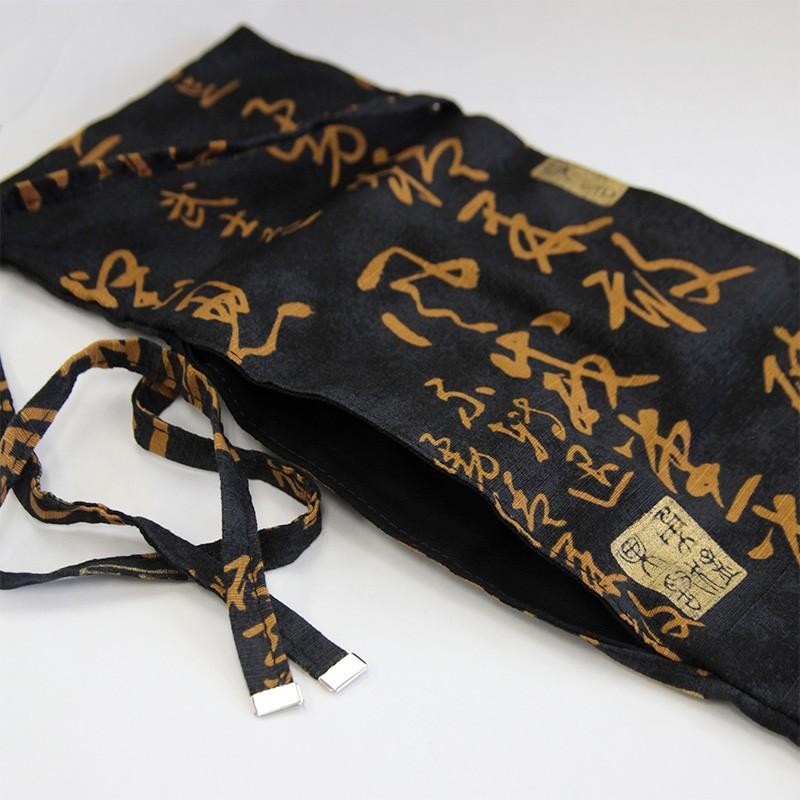 【刀掛けセール品第①弾】 刀掛け 三段 三振り用 三本用 唐草模様 唐木 竹 茶 Amazon | GriMei 木刀 太刀 竹刀 唐横刀 鞘付き 居合模造刀 竹製とABS