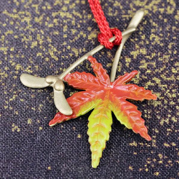 根付（黄銅製）紅葉・もみじ・モミジ 実生付 : 京都工芸舎 Yahoo!店